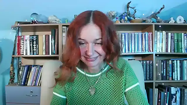 Snapshot of Foxilady357 chatting on 04/28/26, 02:00 Foxilady357 online show from 04/28/26, 02:00