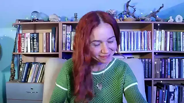 Snapshot of Foxilady357 chatting on 05/15/26, 01:51 Foxilady357 online show from 05/15/26, 01:51