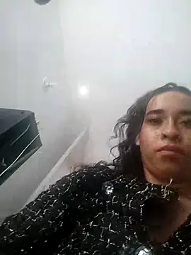 Valenn fernandez online show from 04/08/26, 07:03