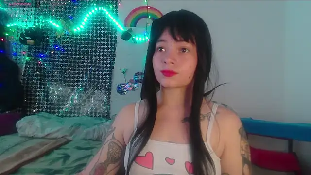 Mitsuha gate online show from 12/02/25, 01:39