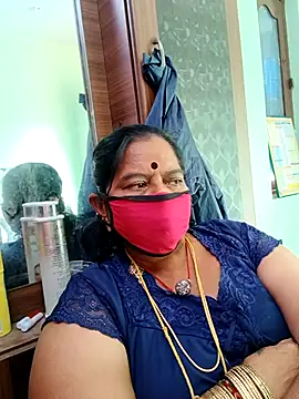 Snapshot of amuthasree chatting on 10/10/25, 10:03 amuthasree online show from 10/10/25, 10:03