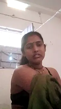 Snapshot of Guriya0076 chatting on 04/27/26, 12:41 Guriya0076 online show from 04/27/26, 12:41