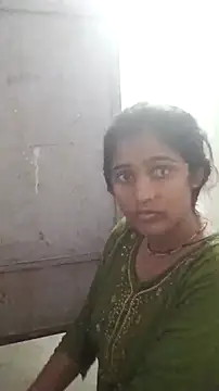 Snapshot of Guriya0076 chatting on 05/13/26, 12:46 Guriya0076 online show from 05/13/26, 12:46