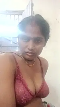 Snapshot of Guriya0076 chatting on 05/26/26, 11:39 Guriya0076 online show from 05/26/26, 11:39