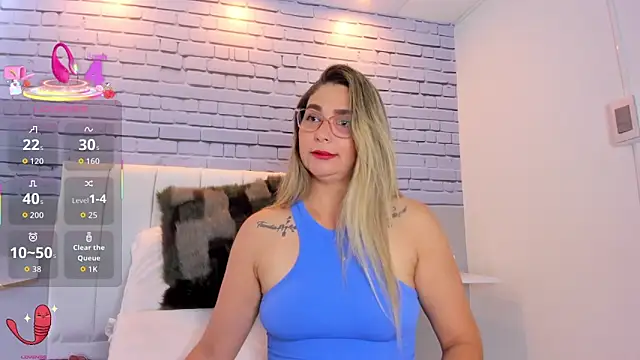 MelanyVegas online show from 09/11/25, 08:14