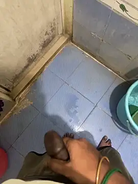 Snapshot of kissyou__89 chatting on 09/18/25, 02:30 kissyou  89 online show from 09/18/25, 02:30