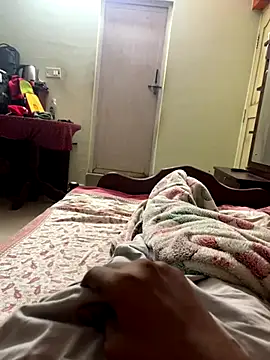 Snapshot of kissyou__89 chatting on 09/28/25, 01:27 kissyou  89 online show from 09/28/25, 01:27