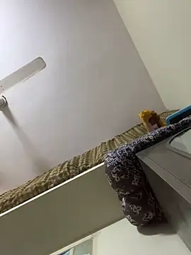 Snapshot of kissyou__89 chatting on 10/08/25, 03:31 kissyou  89 online show from 10/08/25, 03:31