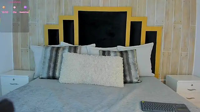 isabellasouza online show from 12/05/25, 07:43