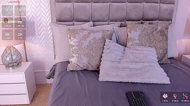 Snapshot of lucianacohelo chatting on 11/07/25, 07:36 lucianacohelo online show from 11/07/25, 07:36