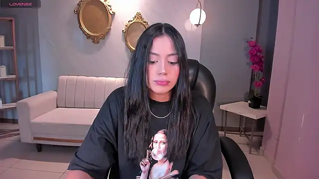 AmbarJames  online show from 11/19/25, 11:54