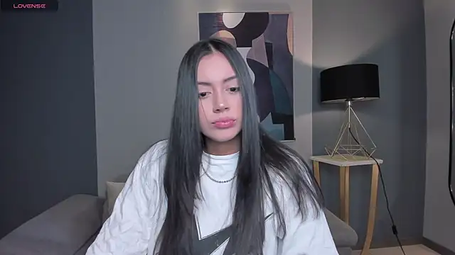 AmbarJames  online show from 03/29/26, 11:32