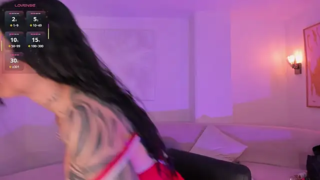 MilaLawrence online show from 04/21/26, 11:49