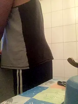 PIROCAGG21 online show from 12/18/25, 08:20