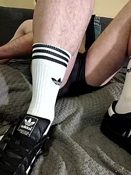 Snapshot of blue-moon23 chatting on 10/10/25, 03:33 blue-moon23 online show from 10/10/25, 03:33