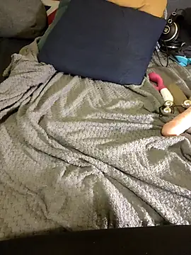 Snapshot of blue-moon23 chatting on 10/11/25, 03:39 blue-moon23 online show from 10/11/25, 03:39