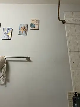 Snapshot of curis4270panda chatting on 10/04/25, 01:25 curis4270panda online show from 10/04/25, 01:25