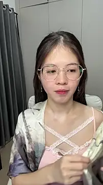 Qianqian-888 online show from 12/03/25, 01:13