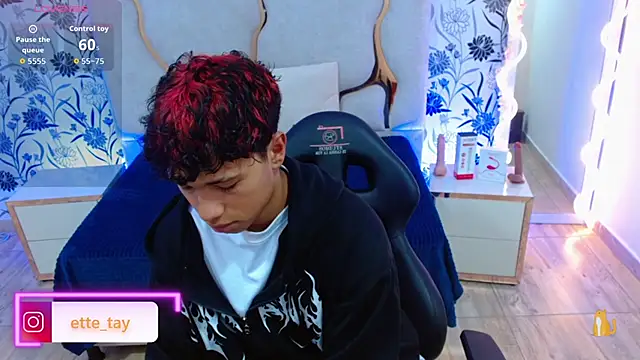 Ette tay online show from 10/04/25, 03:04