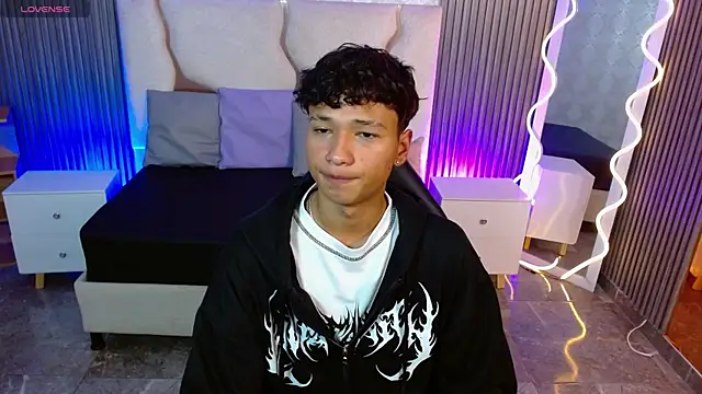 Ette tay online show from 10/22/25, 12:11