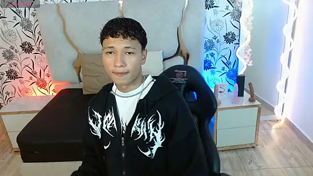 Ette tay online show from 11/08/25, 03:18