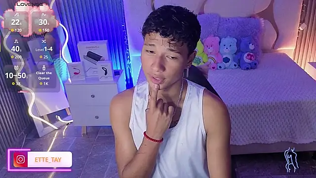 Ette tay online show from 02/02/26, 03:49