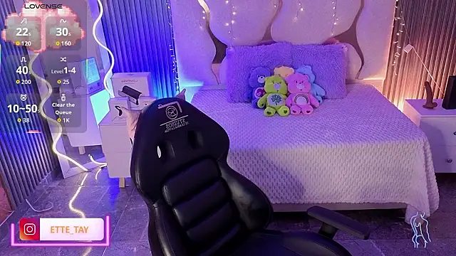 Ette tay online show from 02/10/26, 03:32