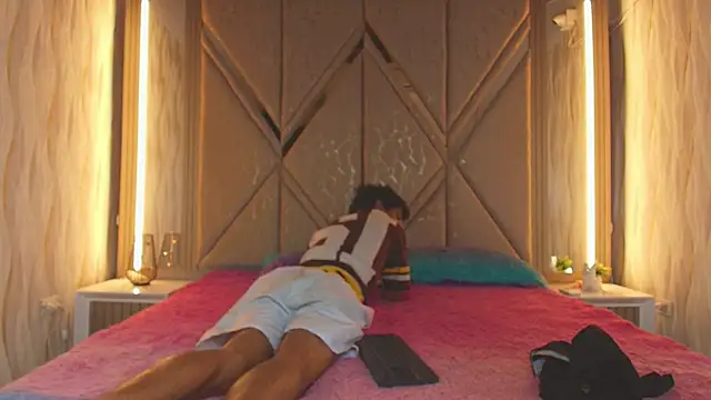 Hotcouple 222 online show from 03/06/26, 07:21