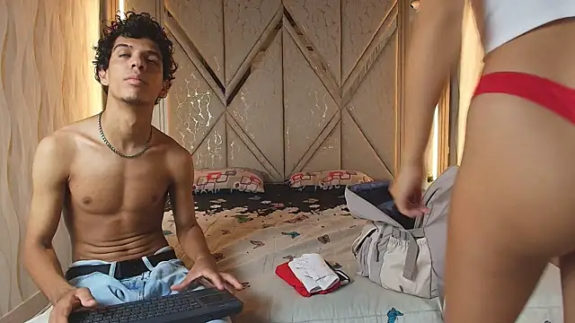 Hotcouple 222 online show from 04/13/26, 01:27