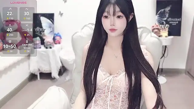 -EEBABY online show from 11/06/25, 10:43