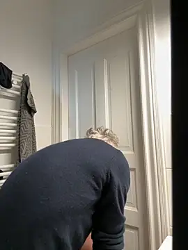 SexyLeon8 online show from 09/19/25, 09:54