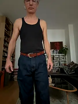 SexyLeon8 online show from 10/27/25, 07:01