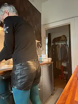 SexyLeon8 online show from 02/09/26, 08:51