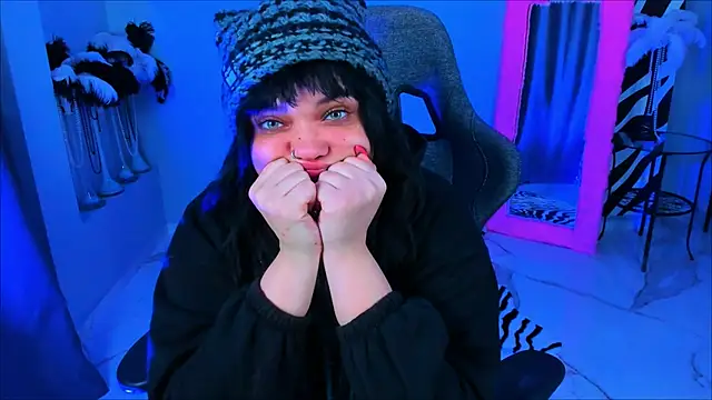 MaryHarrys online show from 02/04/26, 02:39