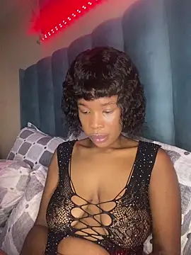 Caramel Mellow online show from 02/18/26, 09:22