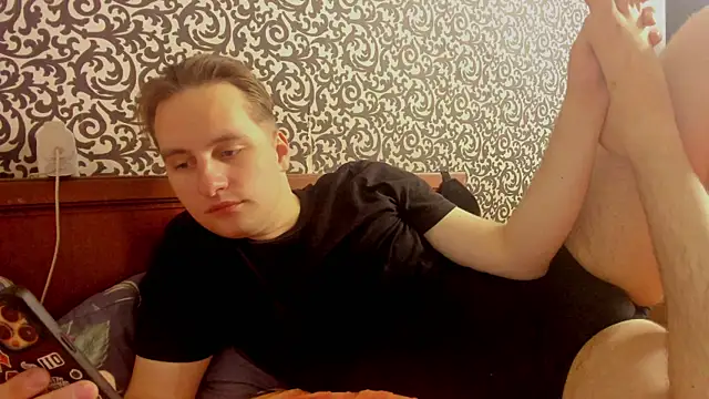 Snapshot of romiosabrino chatting on 05/11/26, 04:04 romiosabrino online show from 05/11/26, 04:04