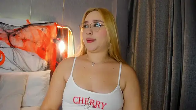 ximenanoah online show from 10/18/25, 01:34