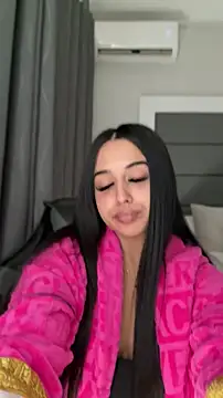 LilMisIndianx online show from 04/11/26, 11:25
