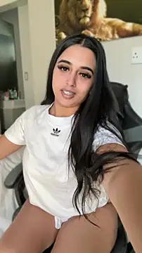 LilMisIndianx online show from 05/24/26, 06:51
