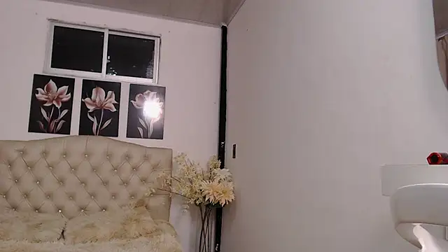 pinky f00x online show from 09/27/25, 12:48