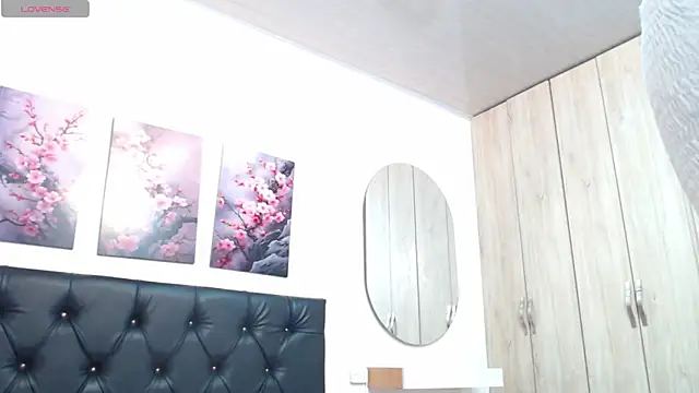 pinky f00x online show from 03/18/26, 07:17