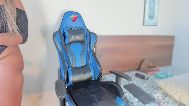 Snapshot of Niicol_Jenner chatting on 02/22/26, 04:57 Niicol Jenner online show from 02/22/26, 04:57