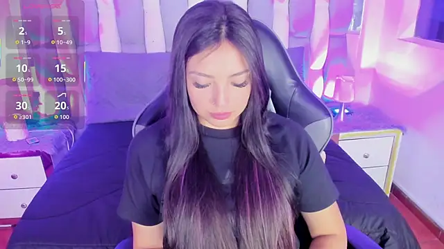 Adaara Rey online show from 10/17/25, 07:49