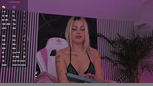 daisyblushh online show from 12/20/25, 04:14