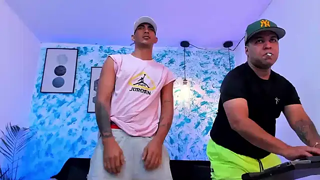 Snapshot of Kings_of_heaven chatting on 09/12/25, 09:04 Kings of heaven online show from 09/12/25, 09:04