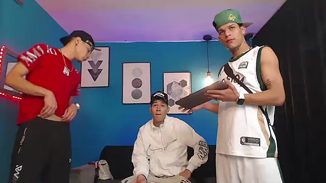 Snapshot of Kings_of_heaven chatting on 10/20/25, 09:26 Kings of heaven online show from 10/20/25, 09:26