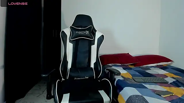 bryan mugn online show from 11/30/25, 04:16