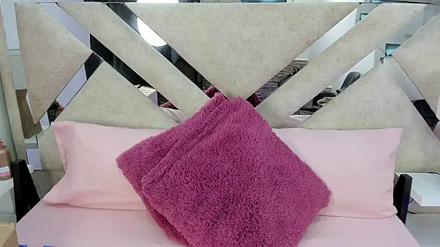 ximena vasquez8 online show from 01/16/26, 03:10