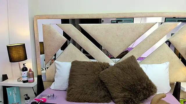 ximena vasquez8 online show from 03/01/26, 03:08