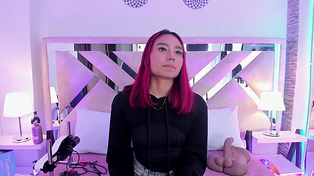 ximena vasquez8 online show from 03/17/26, 04:39